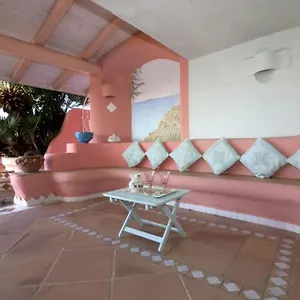 Residence Baja Sardinia Baja Cerdeña